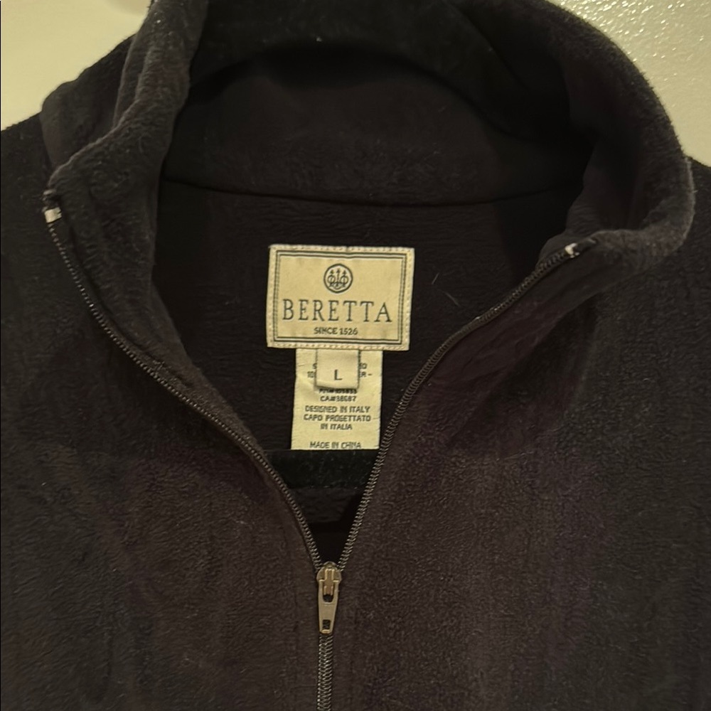 Beretta Men's Black Fleece pullover